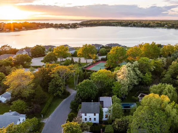 132 Glover St, Sag Harbor, NY 11963