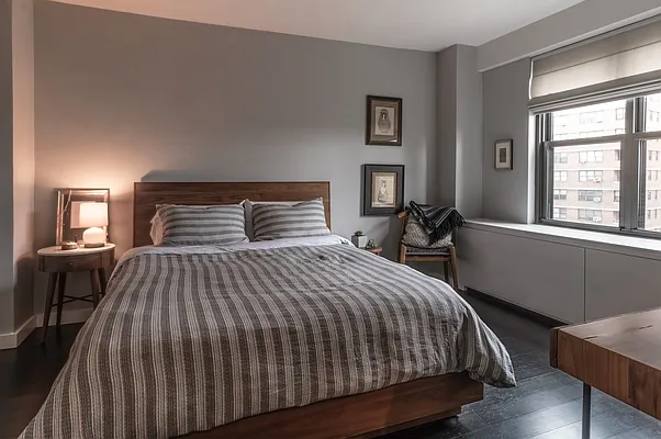 Sold by Redfin Real Estate | media 7