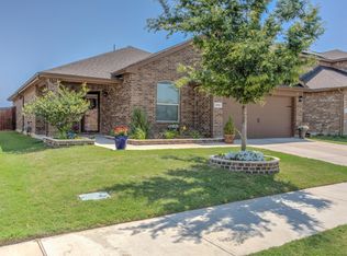 256 Crowfoot Dr, Fort Worth, TX 76131
