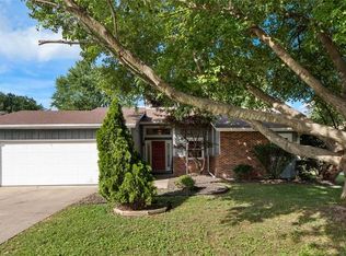 308 Timber Dr, Swansea, IL 62226