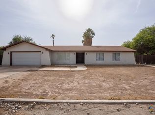 2015 Erwin Rd, El Centro, CA 92243