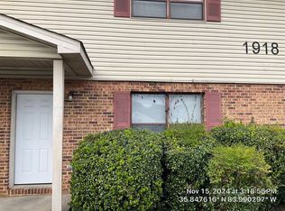 1918 Topside Rd #1918-B, Louisville, TN 37777