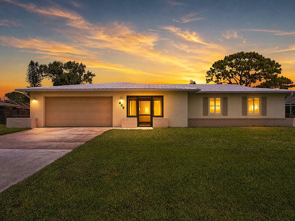 1st image of 409 SE Gasparilla Avenue
