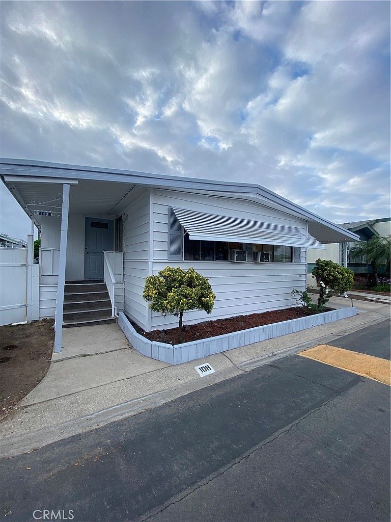 320 N Park Vista St SPC 108, Anaheim, CA 92806 Zillow