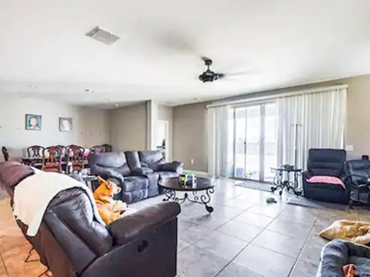 2 bed, 2.0 bath, 2200 sqft, $1,516 — Photo 3