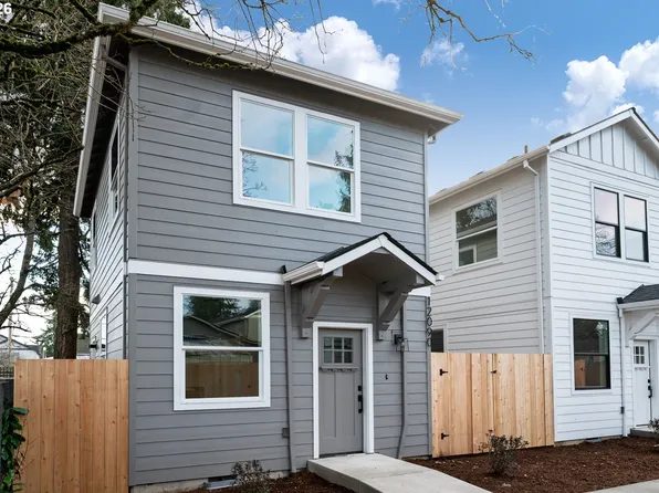 12090 SE Market St, Portland, OR 97216