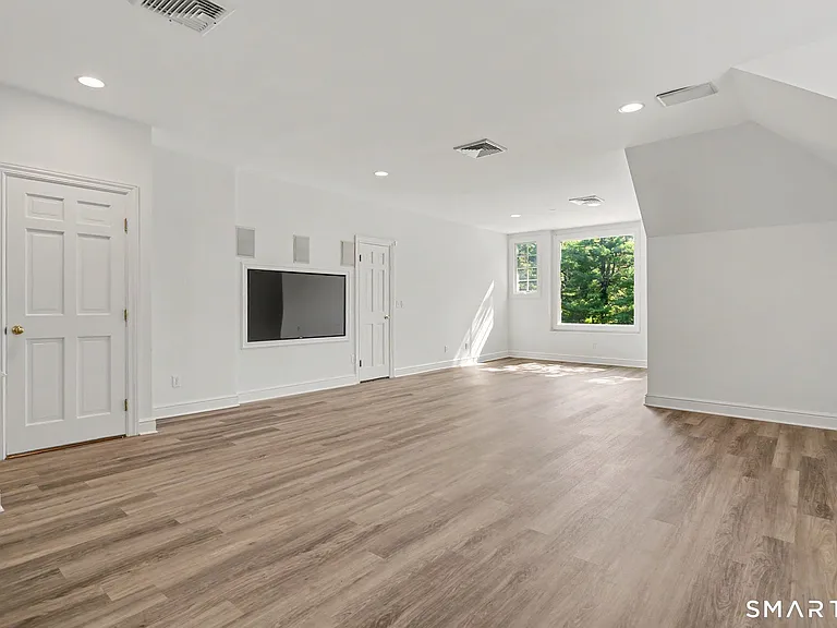 206 Dudley Rd — Photo 26