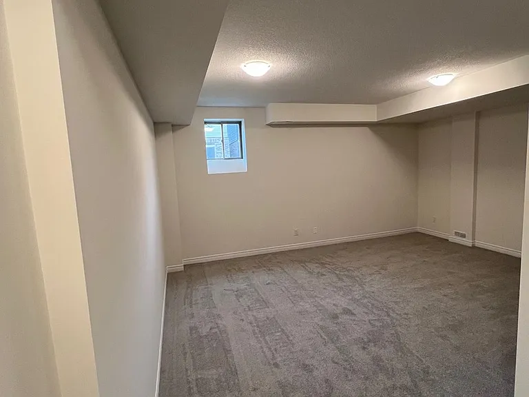 205 Broadacre Dr — Photo 18