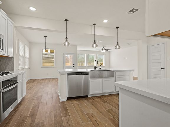 Kitchen with center island