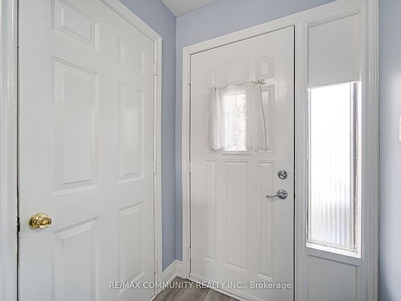 5th image of 37 Vodden Ct