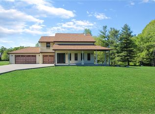 19 Tammy Dale Ln, Charleston, IL 61920