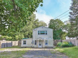 23 Mill Rock Rd E, Old Saybrook, CT 06475