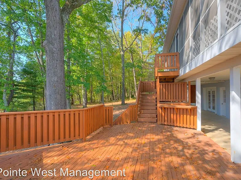 1602 Greenwood Dr — Photo 20