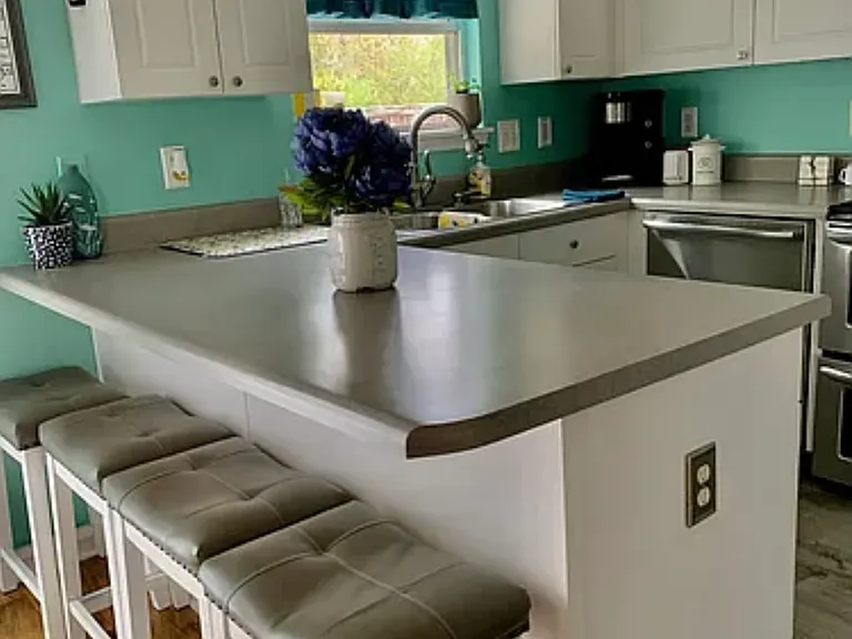 601 Tisbury Ln — Photo 12