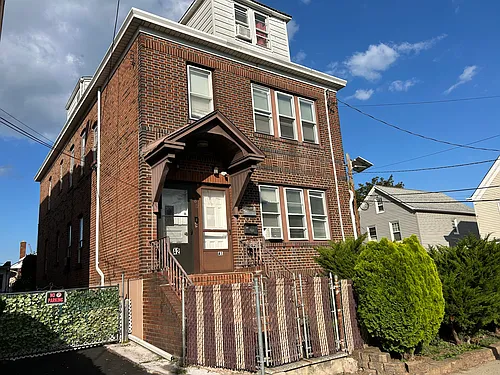580 Gregory Ave #1 Photo 1