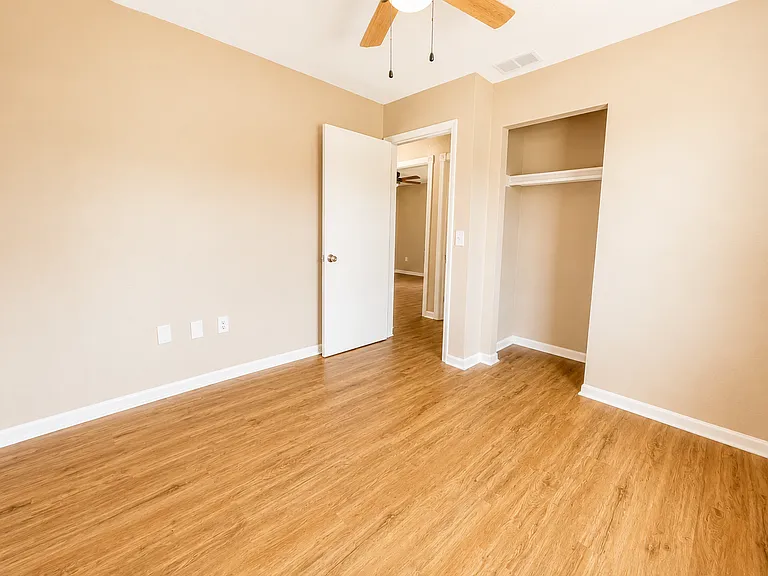 21491 Webbwood Ave — Photo 11