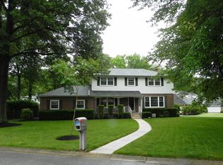 2811 Rickdale Rd, Wilmington, DE 19810