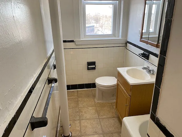 1810 Commonwealth Ave #29 — Photo 5