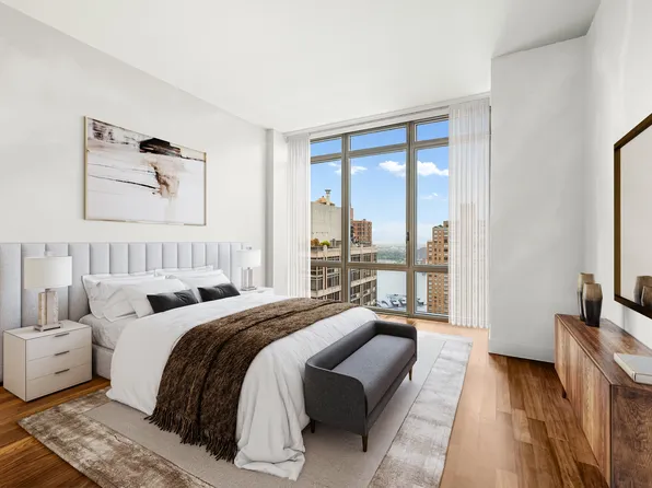 333 East 91st Street image 7 of 13