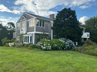 22 Old Bull Ln, Little Compton, RI 02837