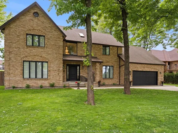 359 Elmgrove Dr, Lakeshore, ON N8N 4H1