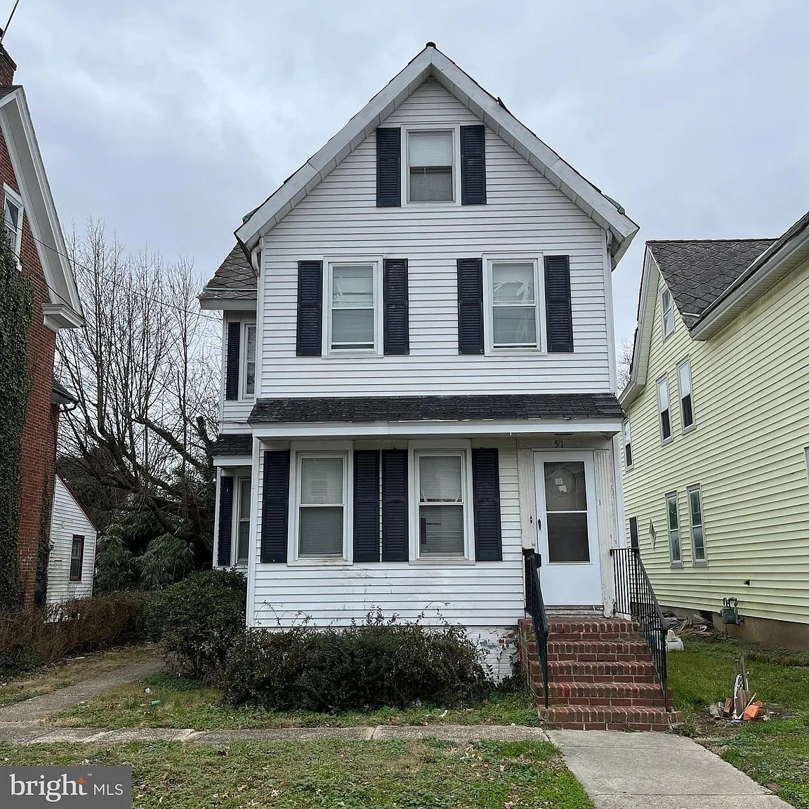 51 Walnut St photo 1