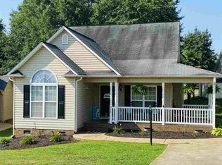 214 Cool Water Ct, Boiling Springs, SC 29316
