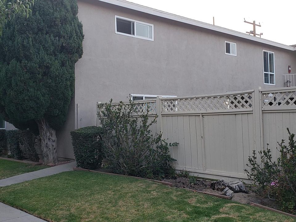 Front garden area of apartment building