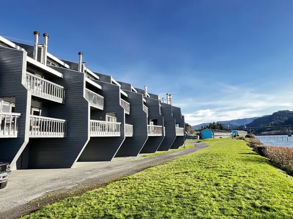 94304 Wedderburn Loop #443, Gold Beach, OR 97444