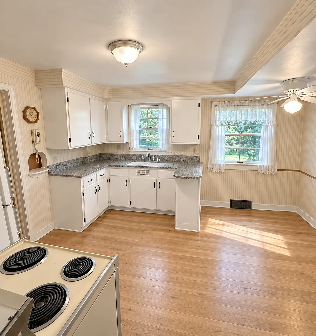 3 bed, 1.5 bath, 1588 sqft, $2,050 — Photo 2
