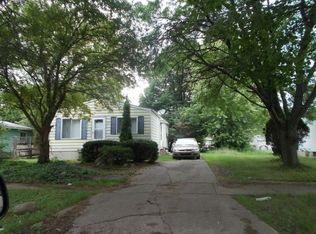 3296 Spring Valley Dr, Flint, MI 48504