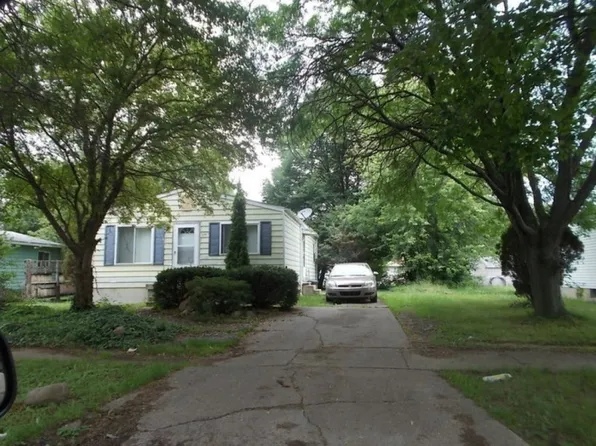 3296 Spring Valley Dr, Flint, MI 48504