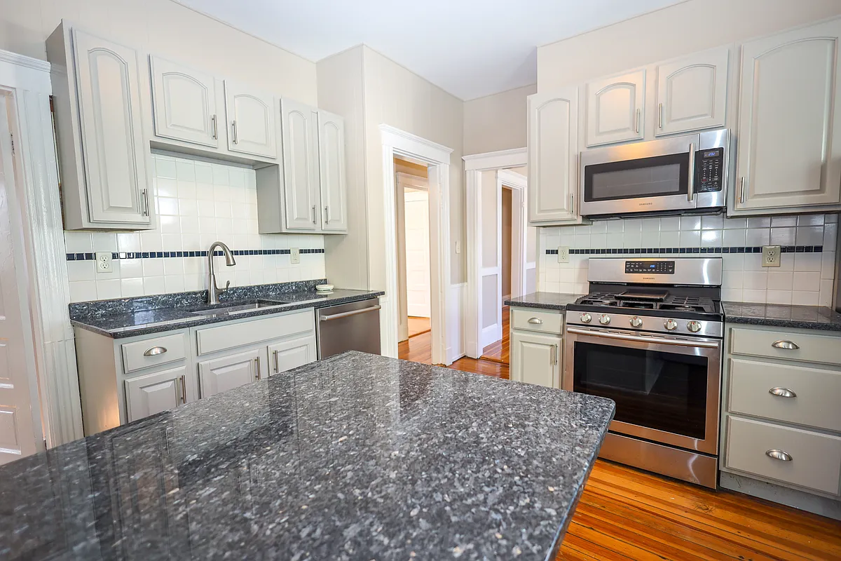 Building Photo - 422 Trapelo Rd #2