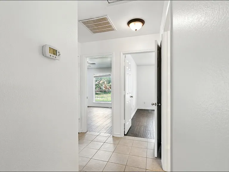 1507 River Hill Dr — Photo 6