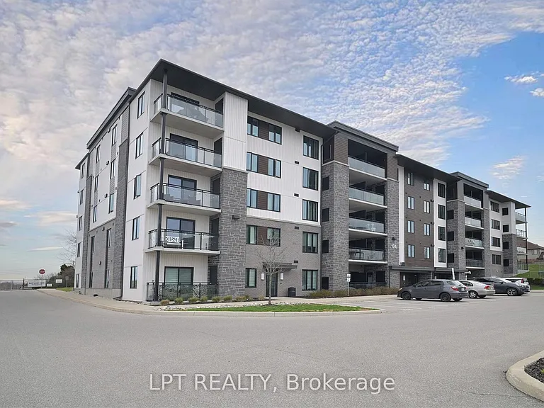 104 Summit Ridge Dr — Photo 3