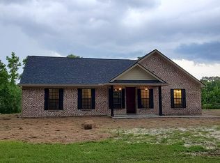 11 Huppo Rd, Picayune, MS 39466