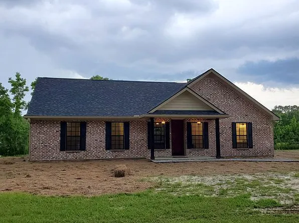 11 Huppo Rd, Picayune, MS 39466