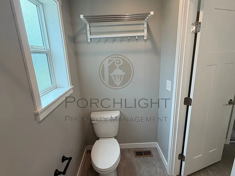 2102 Snowbush St — Photo 26