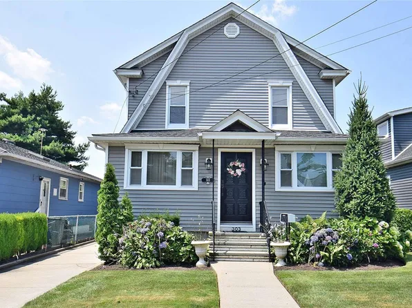 303 Nassau Boulevard, Mineola, NY 11501