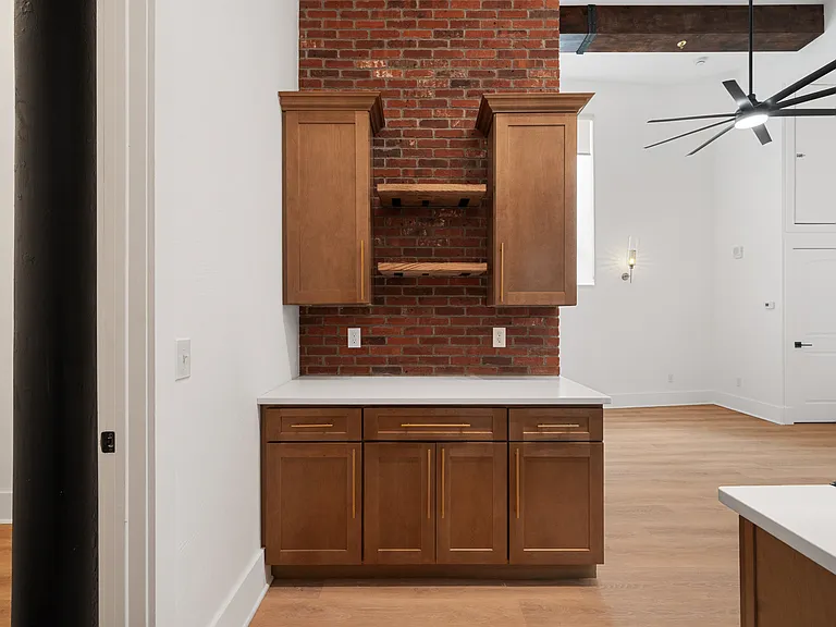 251 Pearl St #107 — Photo 6