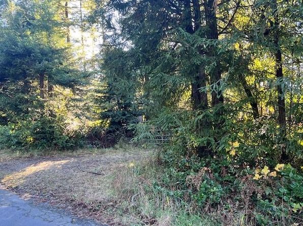 5091 Greenwood Heights Dr, Kneeland, CA 95549