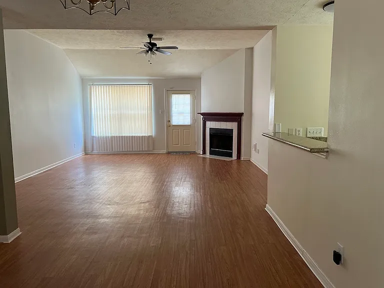 8859 Creek Willow Dr — Photo 7