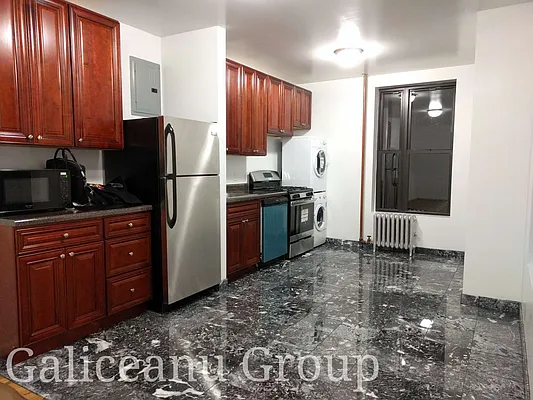 Rented by Lexington Real Estate Group | media 54