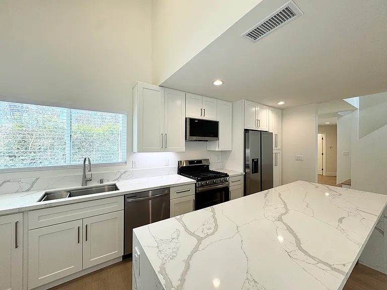 2737 Forest Park Ln — Photo 19