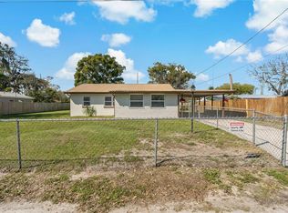 306 Florida Dr, Auburndale, FL 33823