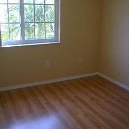 2nd image of 1700 Bayberry Dr