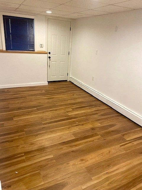 Main Entryway/ Living Room.