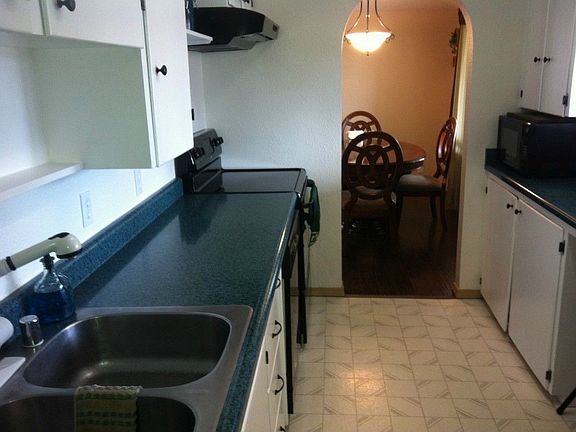 5th image of 5202 McDacer Ave