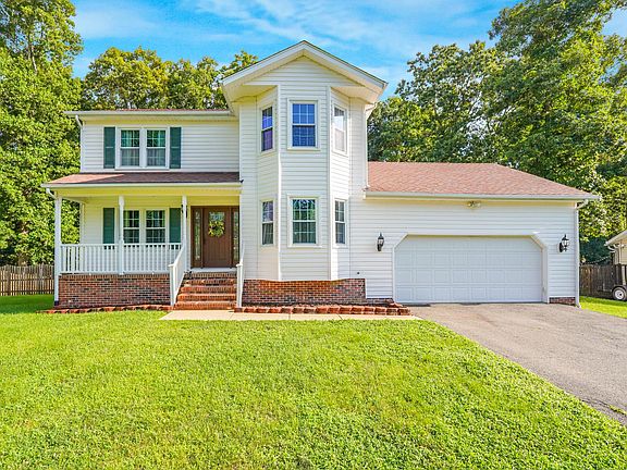 2nd image of 5207 Calvert Ct