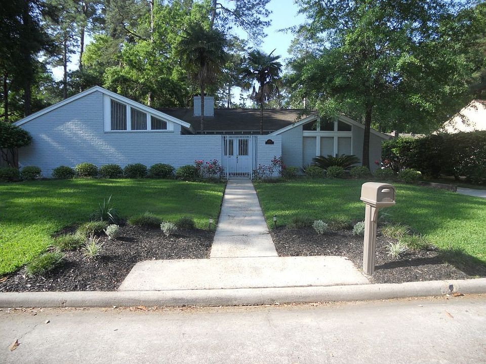 1st image of 2114 Riverlawn Dr